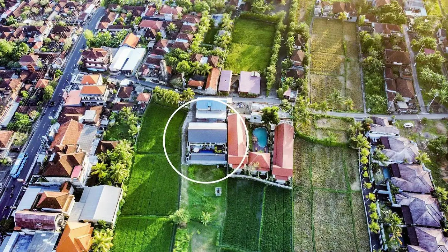 White Blue House 7 -Pvt Room, Shared Pool&Kitchen Ubud  0*, Ubud (Bali)