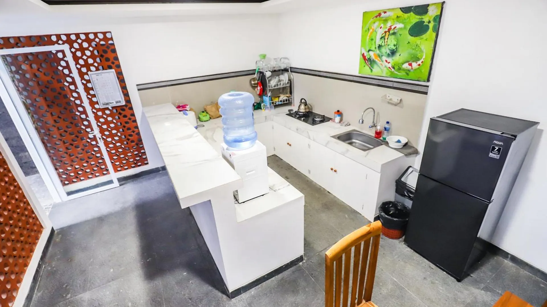 Guest house White Blue House 7 -Pvt Room, Shared Pool&Kitchen Ubud